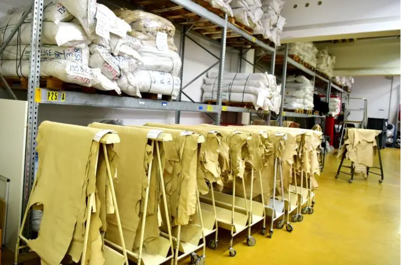 皮革企業(yè)WMS系統(tǒng)解決方案：優(yōu)化倉(cāng)儲(chǔ)管理與效率新篇章