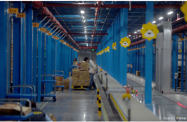 倉(cāng)儲(chǔ)管理系統(tǒng)揀貨現(xiàn)場(chǎng) 倉(cāng)儲(chǔ)管理系統(tǒng)揀貨現(xiàn)場(chǎng)